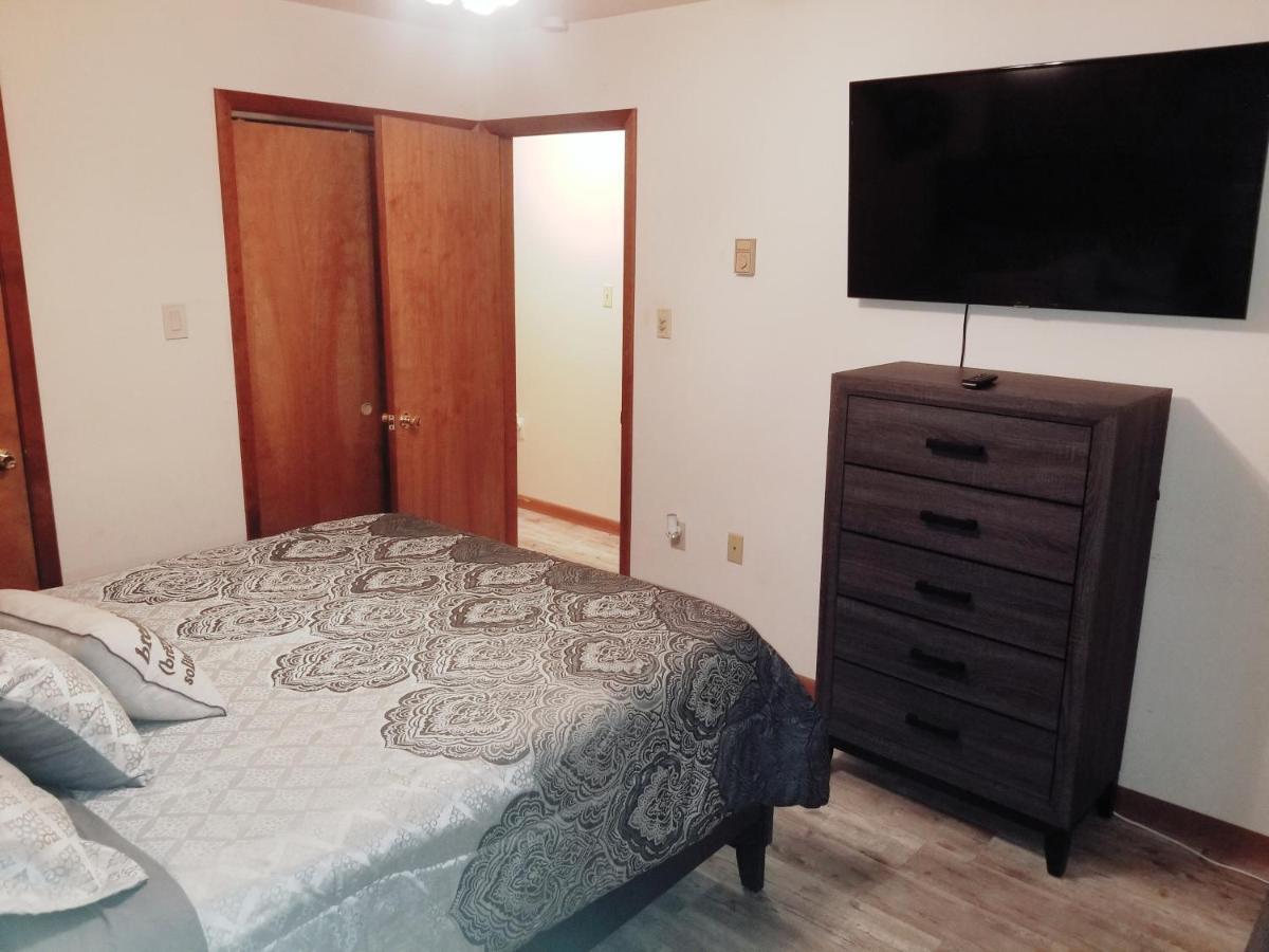 The Pocono'S Retreat With A Gameroom, Firepit, And Lake Bushkill Exterior foto
